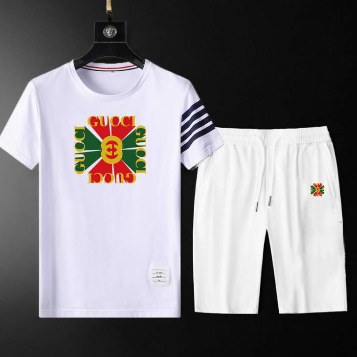 Picture of Gucci Shirt Pant Suits _SKUGucciM-3XL12yn17121527